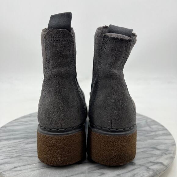 Timberland Womens 10 Boots Gray Suede Bluebell Lane Chelsea Pull On Ankle A24XZ - Picture 5 of 12